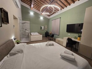 Cortinas blackout, tabla de planchar con plancha y wifi gratis 