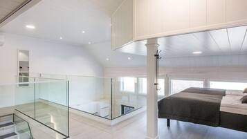 3 bedrooms, iron/ironing board, WiFi