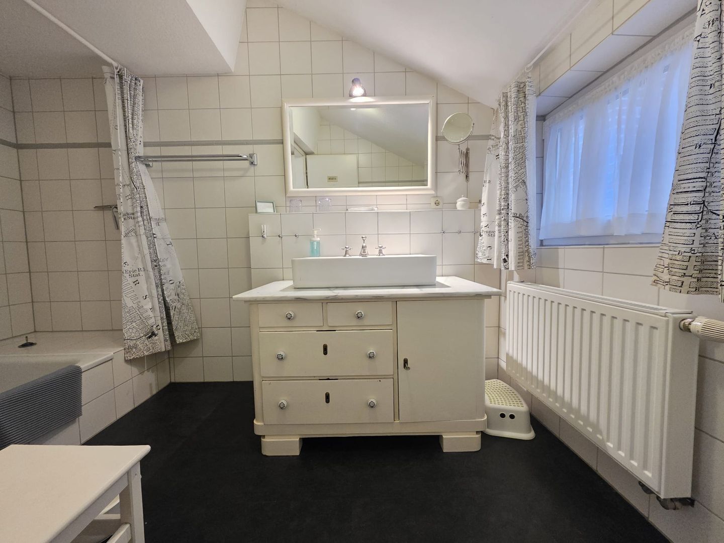 Een douche, handdoeken