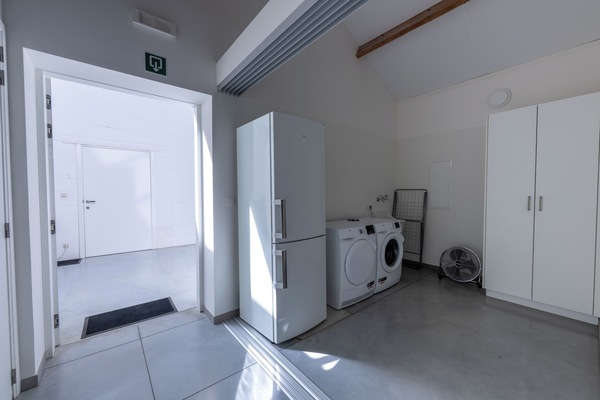 Deluxe Apartment | Laptop workspace, soundproofing, iron/ironing board, free WiFi