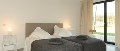 Chambres insonorisées, fer et planche à repasser, Wi-Fi gratuit