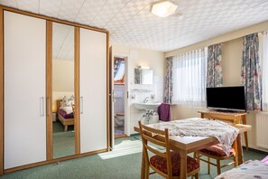 1 dormitorio, wifi, ropa de cama