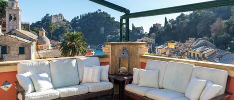 Apartment, 2 Bedrooms, Terrace, Sea View | Living area