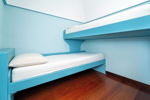 Apartamento, 2 habitaciones, terraza, vistas al mar | Wifi gratis y ropa de cama