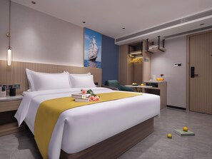 Comfort dubbelrum för 1 person | Individuell inredning, skrivbord, gratis wi-fi och sängkläder