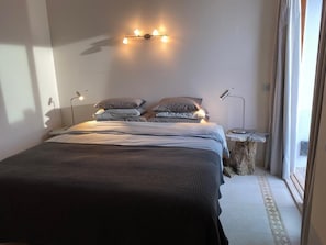 2 sovrum, strykjärn/strykbräda, wi-fi och sängkläder