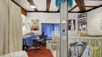 1 makuuhuone, silitysrauta/-lauta, Wi-Fi, vuodevaatteet