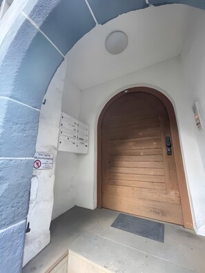 Immagine non classificata, 3 di 12, pulsante