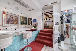 Interior - Atelier Suite in Central Reutlingen, Near Main Station (Reutlingen)