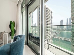 Interior - Beachfront Living with Marina Skyline Views (Dubai)