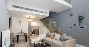 Living area - Bloomfields Premium 1BR Duplex in Ru (Dubai)