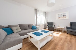 Living area - Apartinfo Apartments Blue Side Family (Gdańsk)