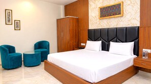 Unclassified image, 2 of 17, button - The Ora Hotel (Vrindavan)