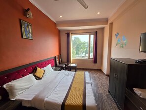 Deluxe Room, River View | Free WiFi - Hotel Ganges Park (Haridwar)