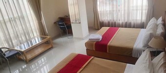 Hotel Evergreen 9