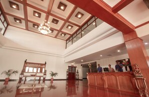 Unclassified image, 4 of 6, button - Bon Sejour (Puducherry)