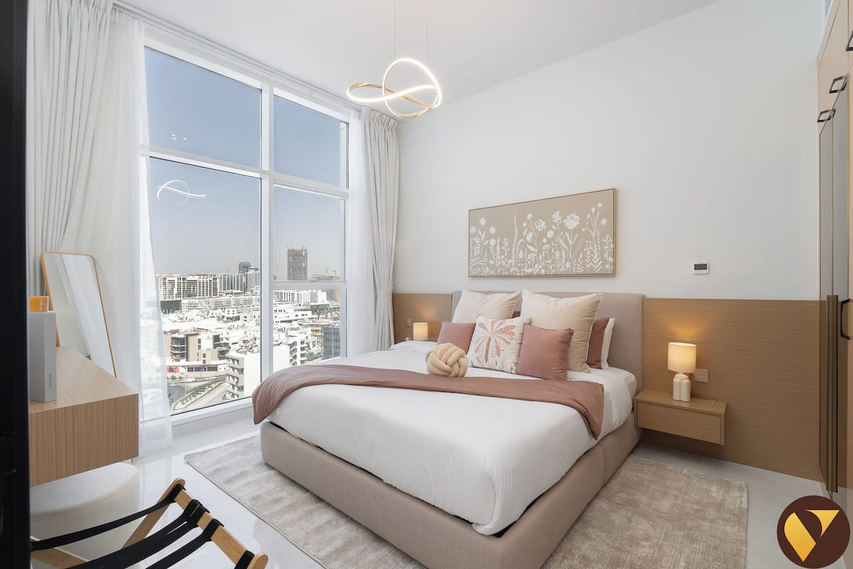 Standard-Apartment, 1 King-Bett und Schlafsofa, Balkon, Stadtblick | Bettwäsche aus ägyptischer Baumwolle, hochwertige Bettwaren, Zimmersafe