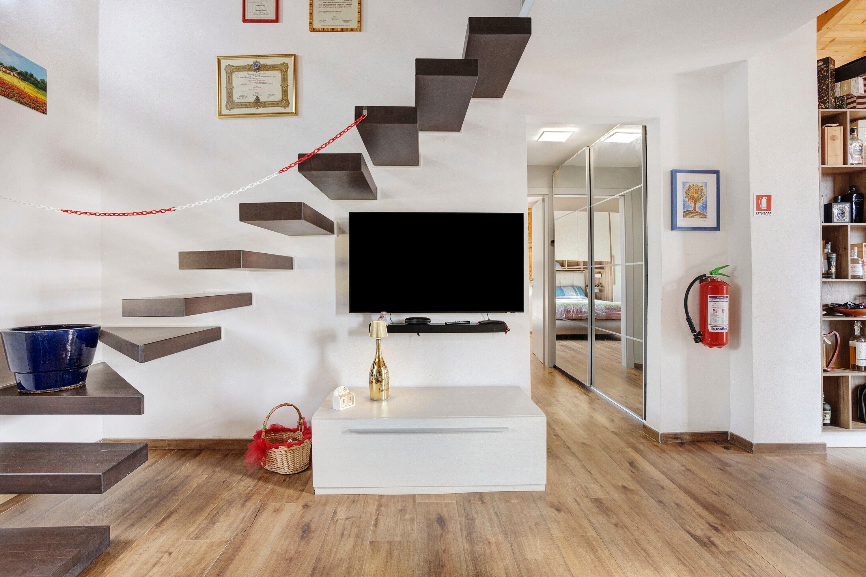 Strygejern/strygebræt, Wi-Fi, sengetøj