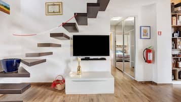 Strykjärn/strykbräda, wi-fi och sängkläder