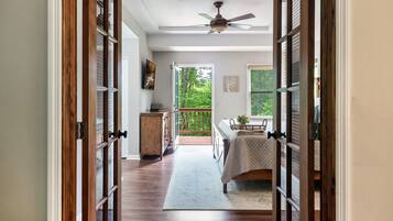 Signature Cabin, 3 Bedrooms, Hot Tub | Individually decorated, individually furnished, iron/ironing board