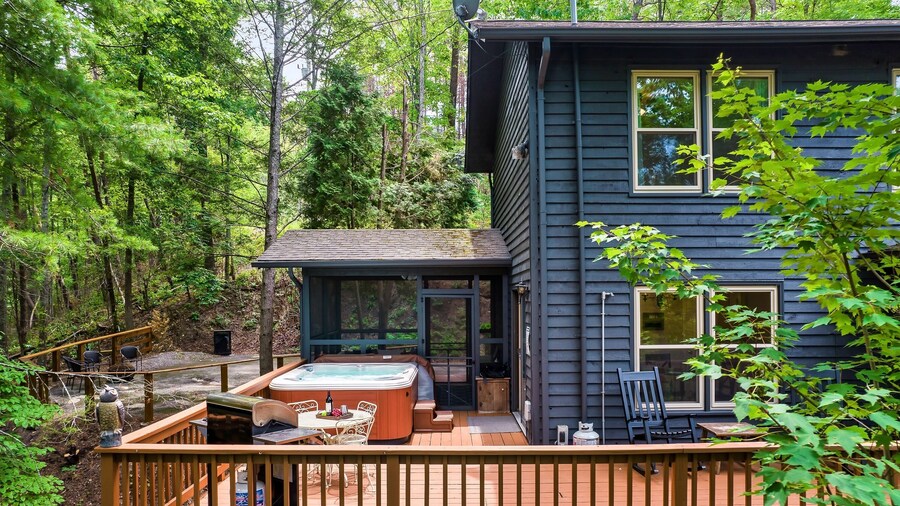 Emerald Spring's Cabin