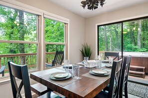 Signature Cabin, 3 Bedrooms, Hot Tub | In-room dining