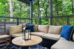 Signature Cabin, 3 Bedrooms, Hot Tub | Terrace/patio - Emerald Spring's Cabin (Sevierville)