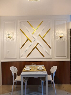 Dining - La Casa Victoria - Near Moa and NAIA (Pasay City)