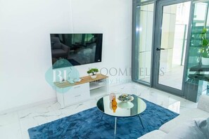 Apartment, Balkon, Kanalblick | Innenbereich