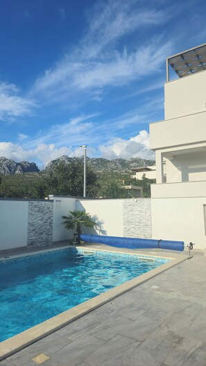 Piscina a l'aire lliure 