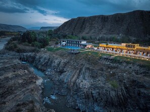 View from property - Xingcao Yunzhan Kuokesu Wild Luxury Campsite (Tekes County)