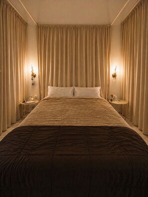 Iron/ironing board, WiFi, bed sheets - Farkia Studios By Aegean Triple Room (Rhodes)