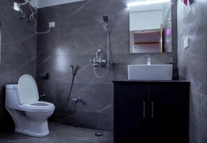 Deluxe Double or Twin Room, Mountain View - The Cozy Villa (Leh)