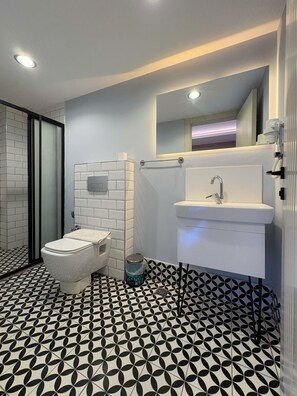 Shower, hair dryer, towels, toilet paper - Talas'ın Kalbinde Üniversite ve Kayak Merkezi Bölgesinde Aile Rezidansı (Kayseri)