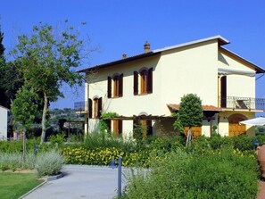 Exterior - Villa mit privatem Pool in der Nähe von Gimignan by Interhome (San Gimignano)