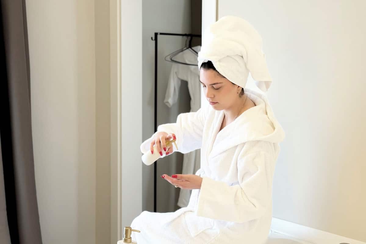 Luxury Studio Suite, 1 King Bed, City View | Interior