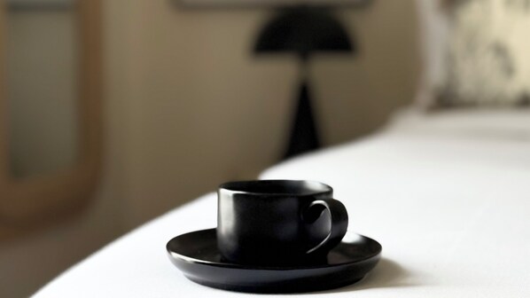 Classic Double Room, City View - Bayab Charming Rooms - Corso Garibaldi (Benevento)