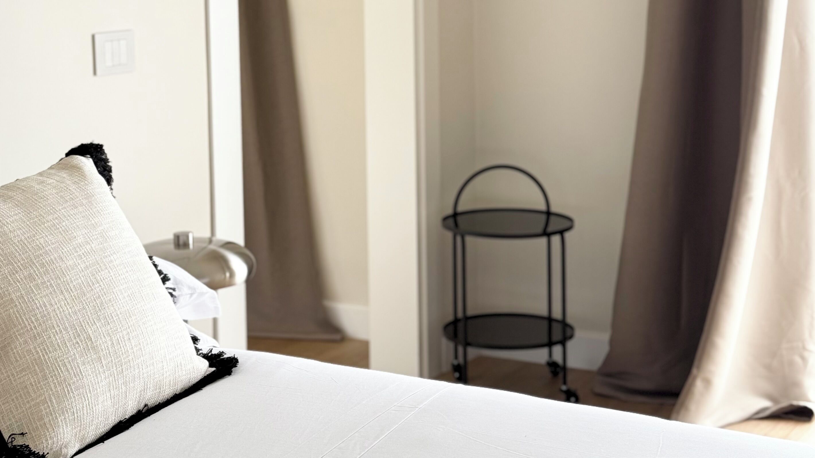 Luxury Studio Suite, City View | Down comforters, free minibar, individually decorated