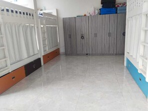 標準共用宿舍, 城市景