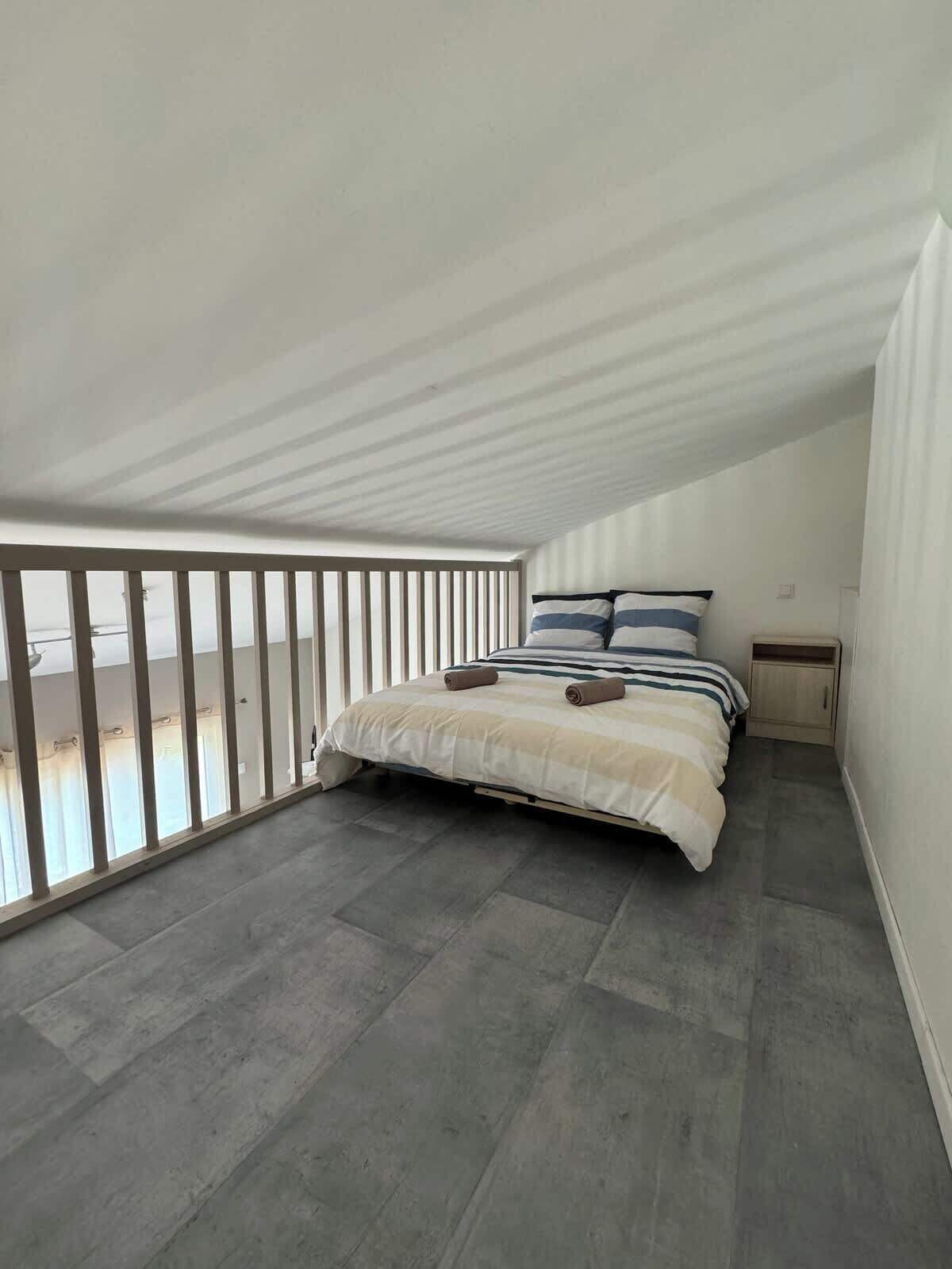 1 Schlafzimmer, Schreibtisch, WLAN, Bettwäsche