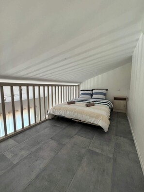 1 chambre, bureau, Wi-Fi, draps fournis