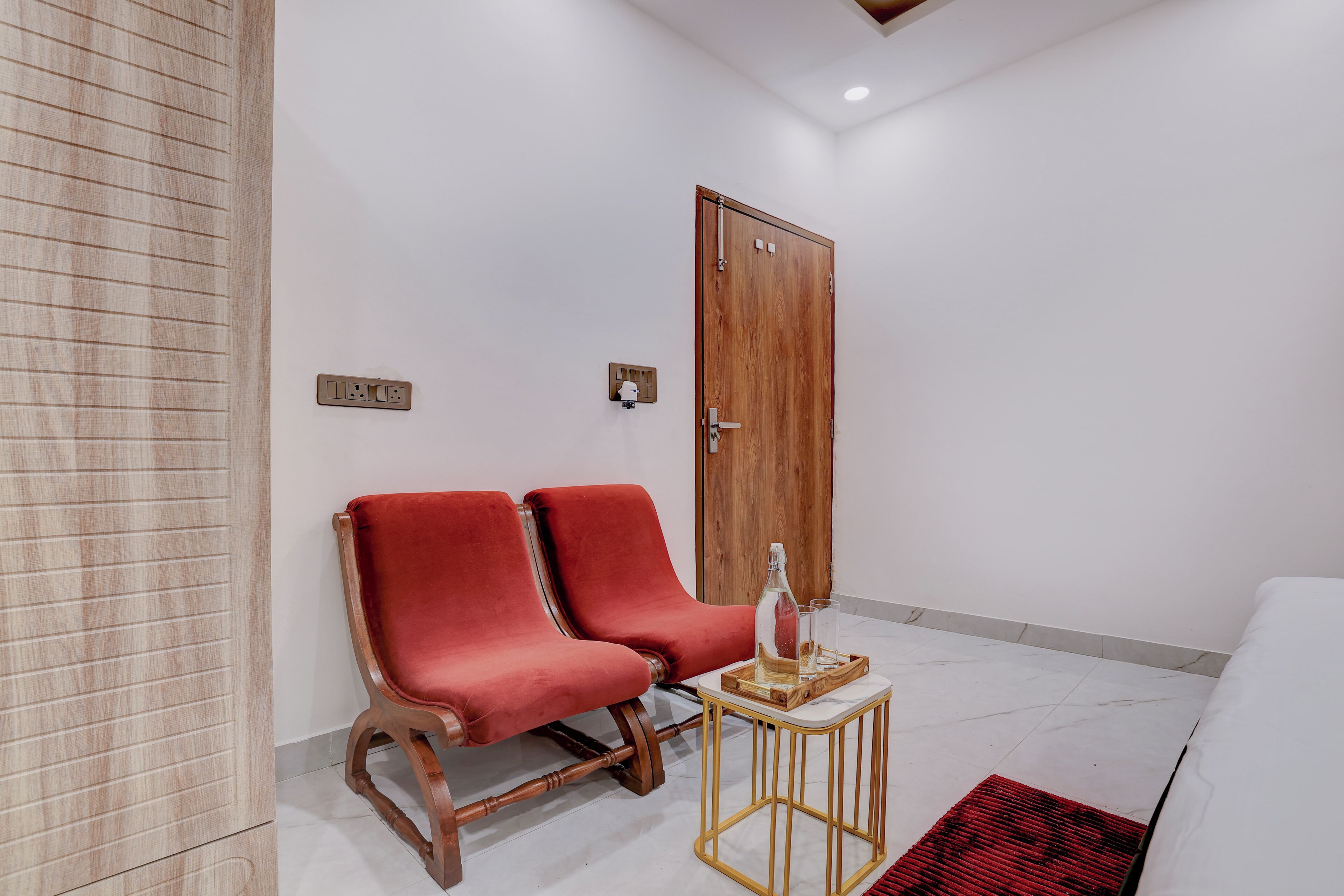 Villa, vista città | Interni