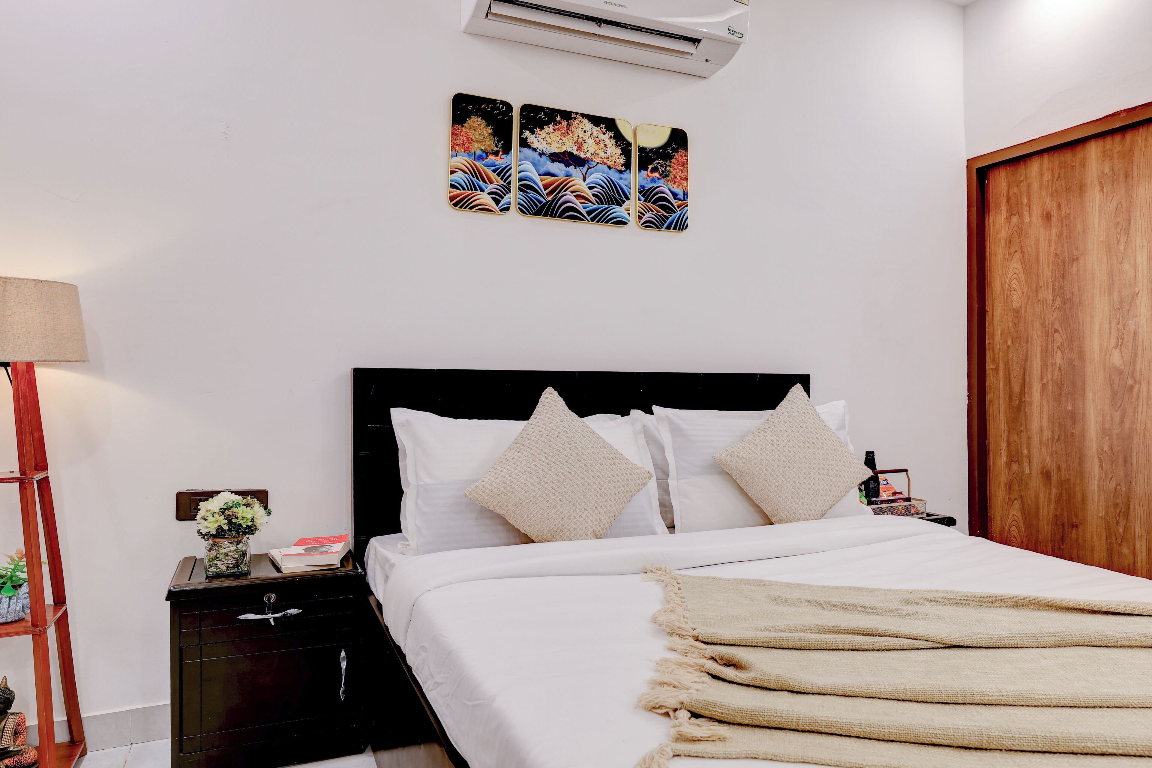 Biệt thự, quang cảnh thành phố