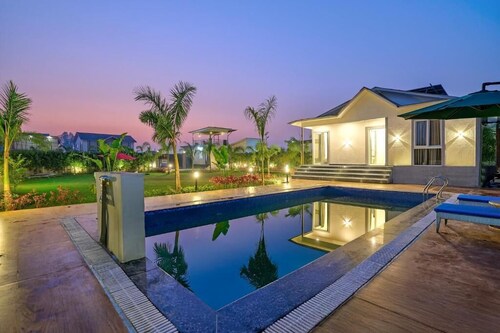 Alaya Stays 3BHK Petfriendly Saroja Farm