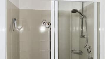 Shower, bidet, towels