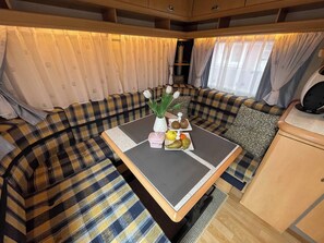 Mobile Home, 1 Bedroom | Lounge