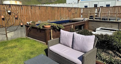 The Cozy Caravan Vestmannaeyjar