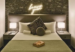 Room, Shared Bathroom | Free WiFi