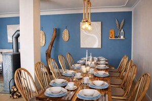 Dining - House with lake view, sauna & barbecue lounge (Hohen Viecheln)
