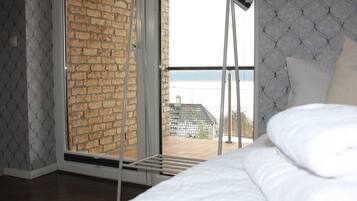 4 Schlafzimmer, Schreibtisch, Reisekinderbett, kostenloses WLAN
